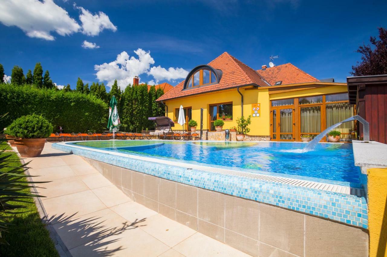 Hotel Mayer Alsooers Экстерьер фото